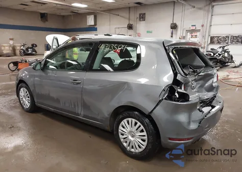 2010 Volkswagen Golf 2-Door z USA, uszkodzony, nr VIN WVWAB7AJ7AW294140